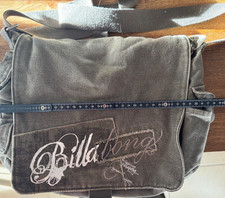 Damen Umhängetasche Umhängebag von Billabong in Khaki Naturoptik Stylisch