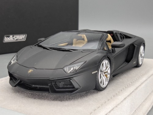 Modellautos looksmart - 1:43,