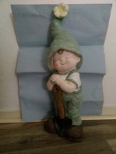 Gartenzwerg Wichtel mit Spaten