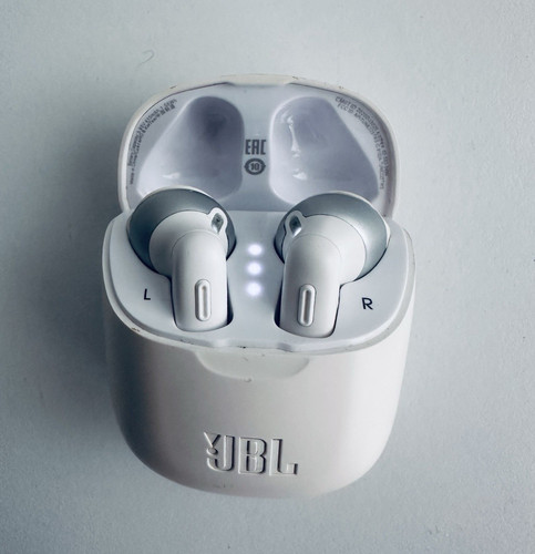 Jbl tune 215tws true - tune, true-wireless