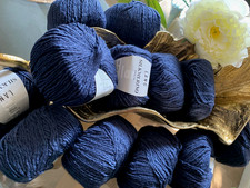 600 g Lang Yarns Silkmerino