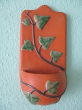 Keramik Wandvase Hängevase mit Efeublätter-Relief Handarbeit H 26cm aus Portugal