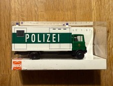 Top: Busch 40765 Mercedes Benz