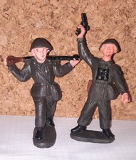 DDR Spielzeug Konvolut 2 NVA SOLDATEN