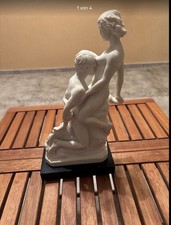 Skulptur von A. Santini - Venus & Amor  oder Psyche und Amor