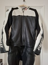 DAINESE Lederkombi Gr.52 TOP