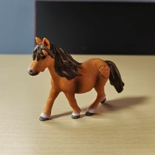 18 Schleich horses