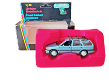 1:43 SCHABAK Ford Escort Tunier/ Kombi hellblau Türen zu öffnen mit OVP