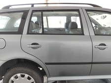 Skoda Octavia 1U Kombi Tür