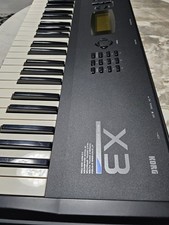 Korg synthesizer musik - x3,