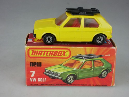 Golf yellow 52999 - 07-c, vw
