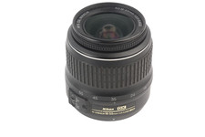 Nikon DX Zoom-Nikkor AF-S DX 18-55 mm 3.5-5.6 G II Objektiv -Schwarz "Teildefekt