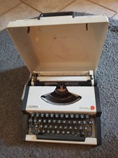 Olympia Traveller  Tragbare Schreibmaschine