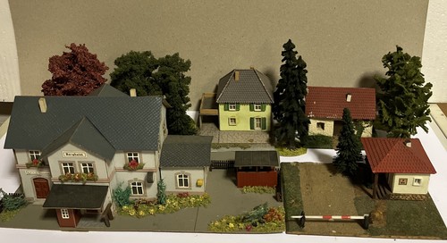 Modellhäuser bäume konvolut - modellhäuser,