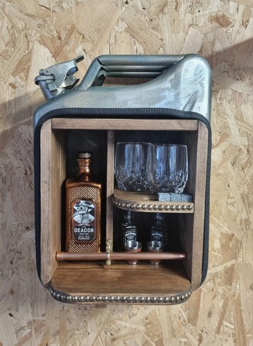 Handgefertigtes jerry can - handgefertigtes,