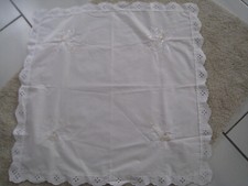 edle Weihnachtsdecke -Mitteldecke-  Plauener Stickerei