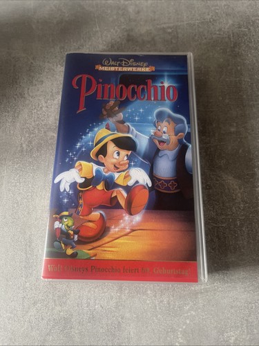 Pinocchio walt disneys - pinocchio,