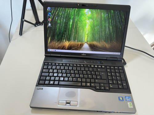 Fujitsu lifebook e782 - e782, i5