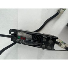 Verstärker Lichtschranke Laser 12-24V Dc + 2 Steckverbinder KEYENCE LV-21AP