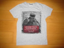 Sesamstrasse Herren T-Shirt Gr. XS Krümelmonster London Police Cookiemonster