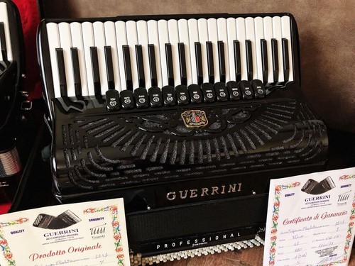 Akkordeon guerrini superior - akkordeon, 2
