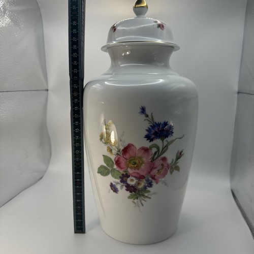 Kaiser porzellan deckelvase - porzellan,