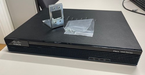 Router cisco 1921 - router, ·
