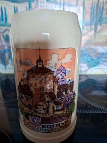 Masskrug mit erdinger - mit,