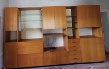 Schrankwand  Farbe Nußbaum 3,60m lang, 2,15m hoch gut erhalten , viel Stauraum