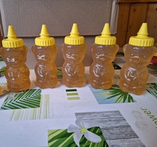 5 Honigbären mit Sommerblüte