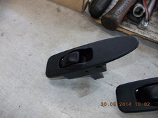 Fensterheberschalter Schalter  Mitsubishi Carisma Space Star 1999-2004 schwarz