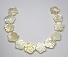 😏 Muschelperlen gravierte