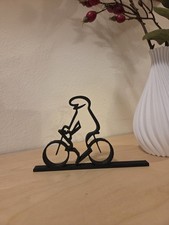 La Linea auf Fahrrad