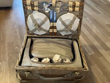 Picknickkorb für 4 Personen neu