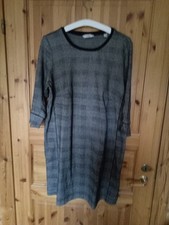 Essentials by Tchibo * Kleid *