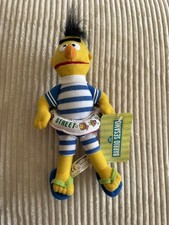 Sesamstrasse BERT im Schwimmreifen ca. 28cm Plüsch Puppe Urlaub Plüschfigur KULT