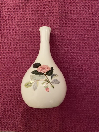 Wedgwood knospen vase hathaway - knospen,
