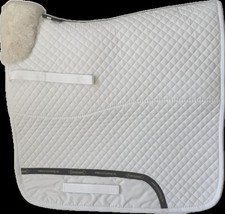 EURORIDING Lammfellschabracke ED D Dressur austral. Lammfell