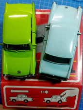 2 Trabi Modellautos (blau und Grün) mit Rückzug Original
