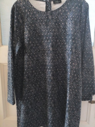 Schönes blaues kleid mit - schönes,