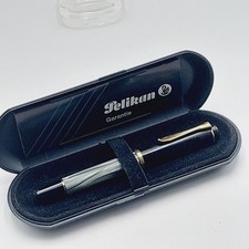 Pelikan M200  Kolbenfüller
