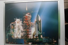 NASA SPACE COLLECTION, Space Shuttle auf der Startrampe