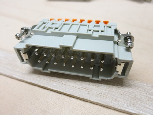 Industriesteckverbinder