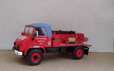 Mercedes-Benz UNIMOG  Typ: 404 - Feuerwehr -   Vitrinenmodell - siehe Fotos