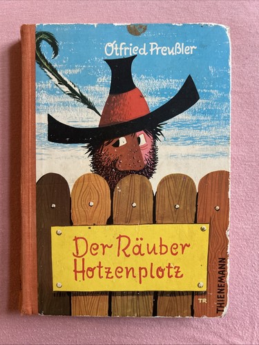 Der räuber hotzenplotz - räuber, buch