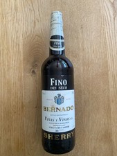 Biete eine Flasche BERNADO Fino Dry Seco Jerez Sherry, 17%, 750ml.
