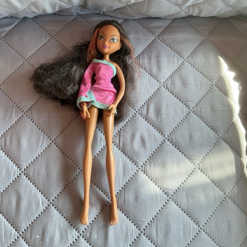 Winx puppe layla von - von, 2004