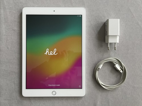 Apple ipad generation - generation,, 32gb