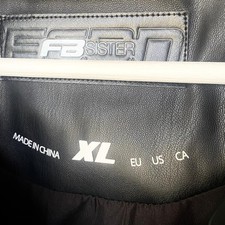 Winterjacke aus Kunstleder