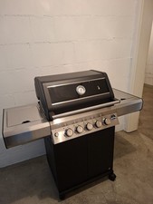 Jamestown Grill mit Diversen